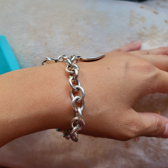 *SALE* Vintage Tiffany & Co Sterling Silver Engravable Heart Tag Bracelet L/7.5" - Picture 6 of 10